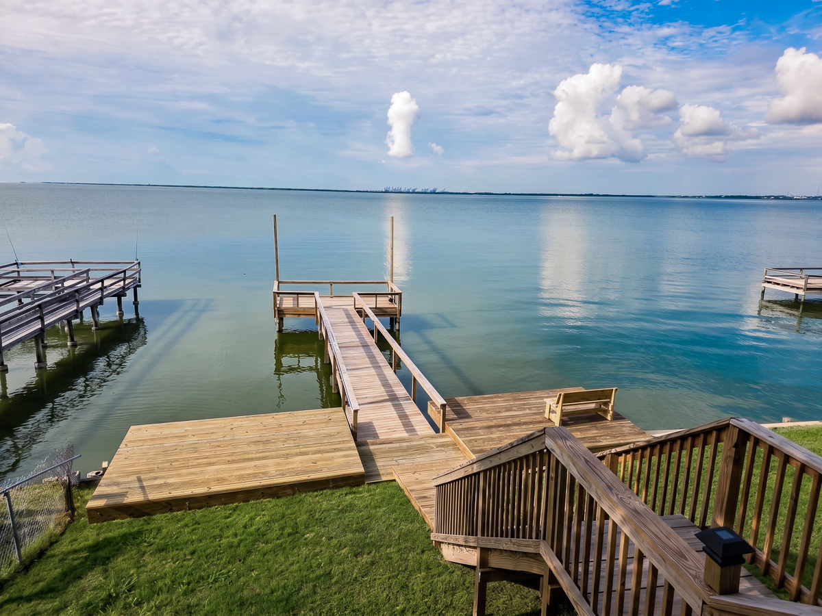 Waterfront wood pier and dock build in Willis TX